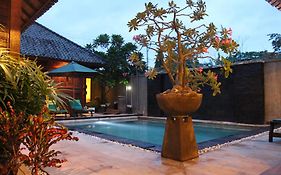 Gili Exotic Villa